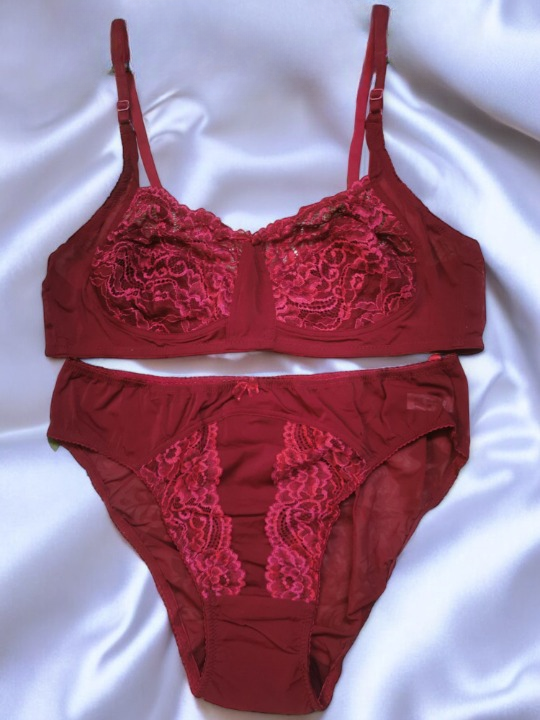 Indian Stylish Non Padded Bra Set